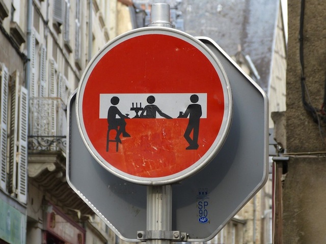 Street-Art-in-Poitiers-France-1-mini